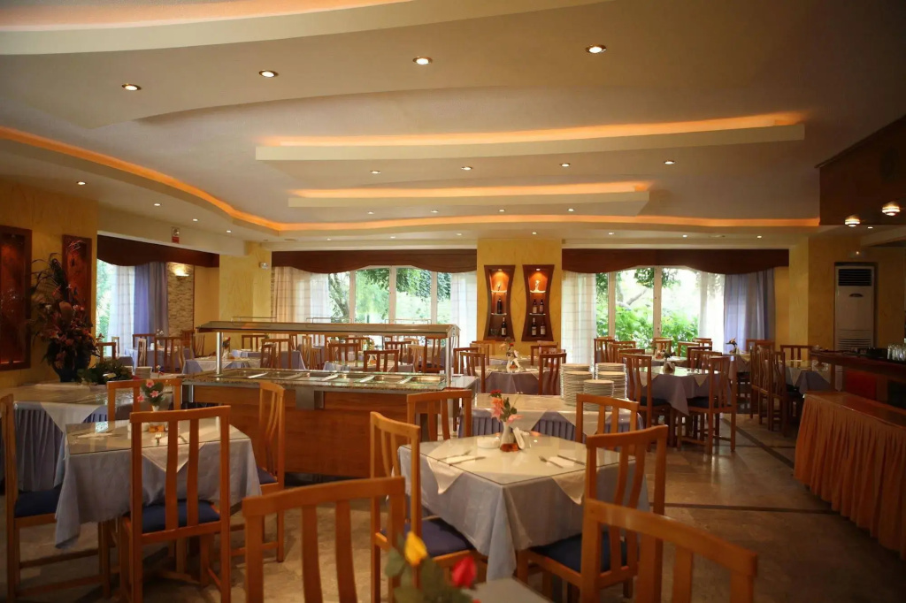 Hotel photo 16