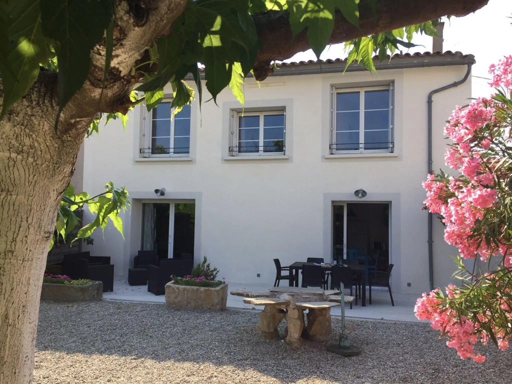 Villa in Olonzac With Pool Near Lac du Jouarres