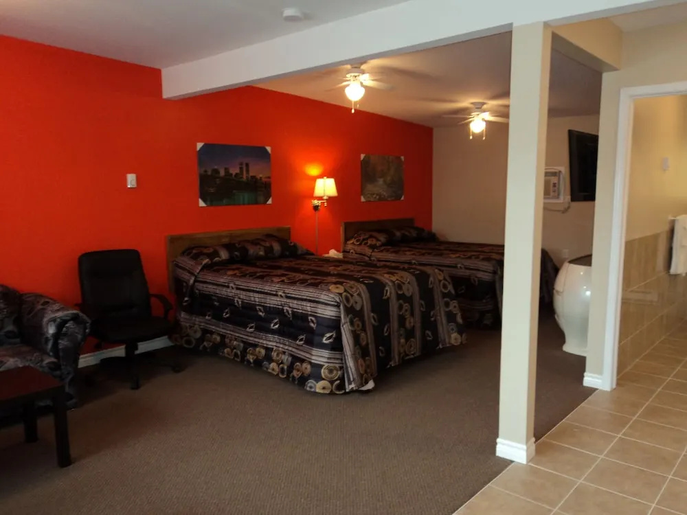 Classic Quadruple room