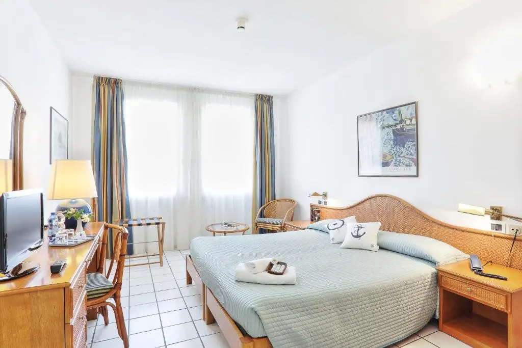 Hotel Yacht Club - Chambres