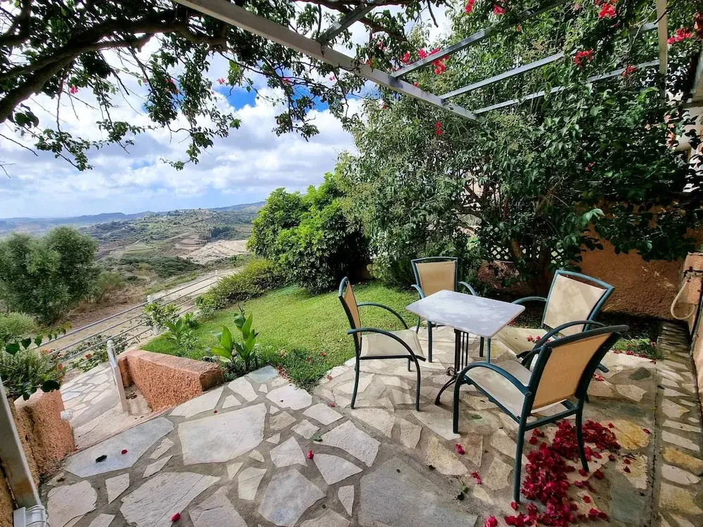 Kefalonia Cozy Nest - Seaview Garden Getaway