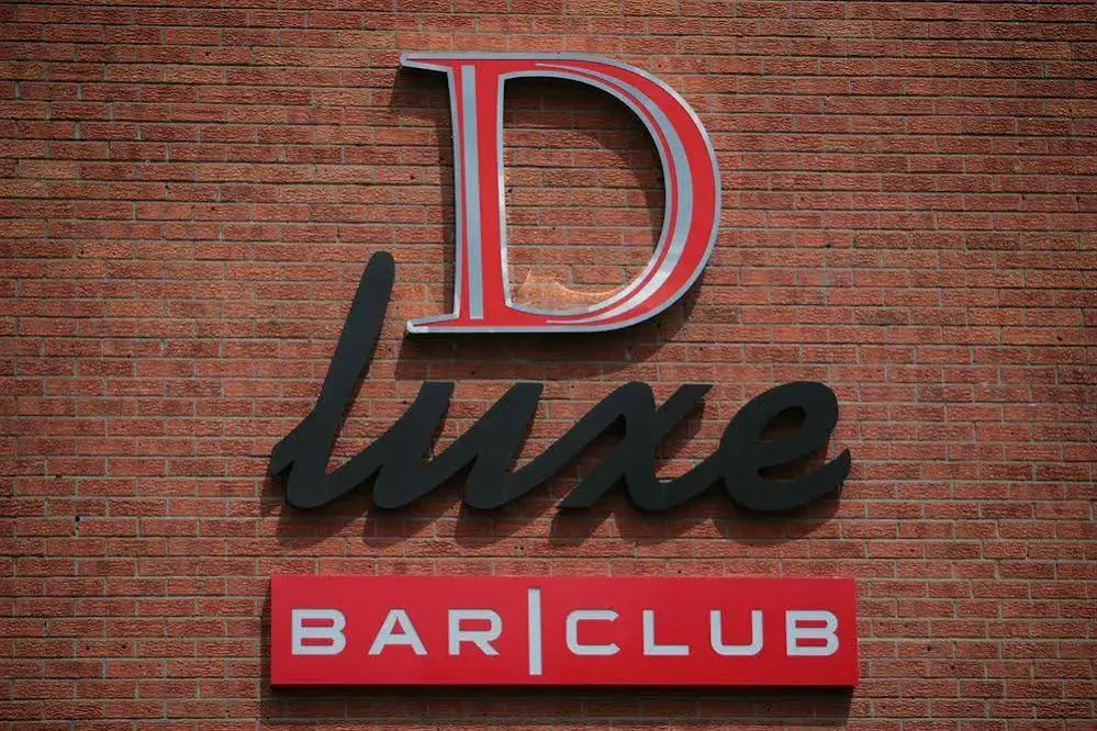 D Luxe Hotel