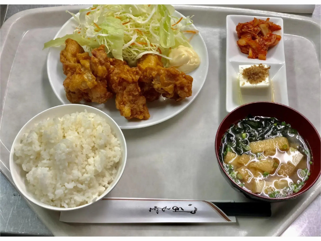 Food & Beverage