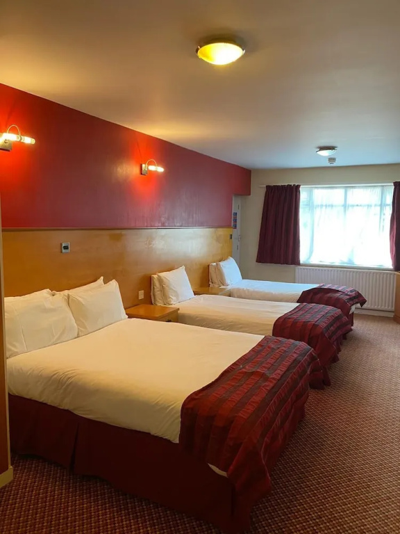 The Tudor Hotel Room Type - FAMILY