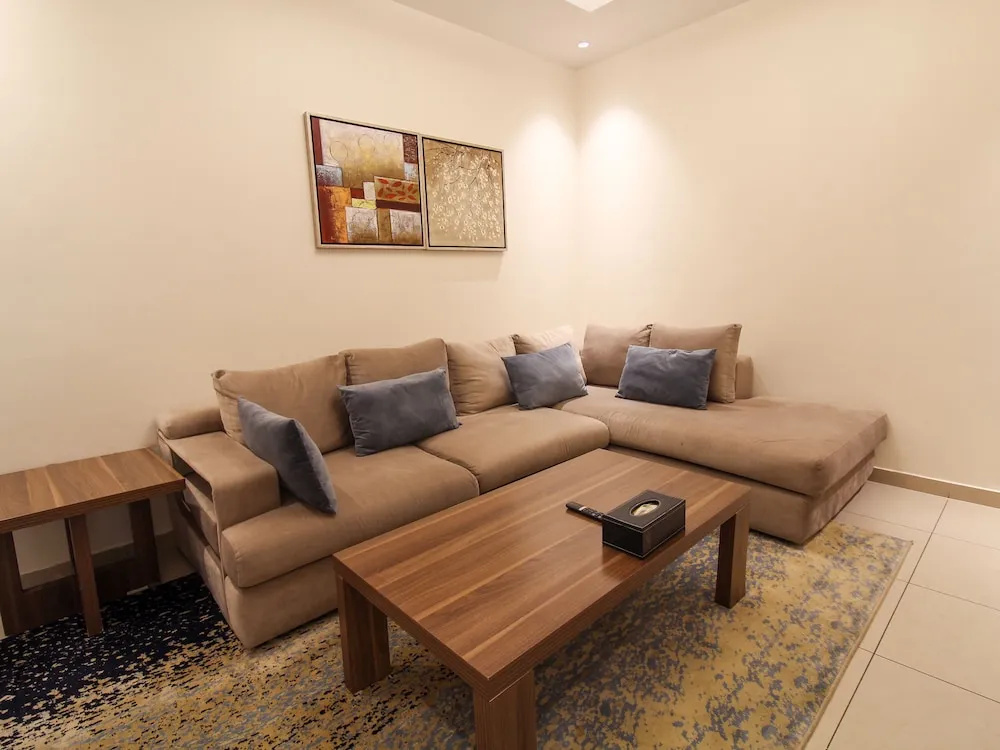 Deluxe Suite