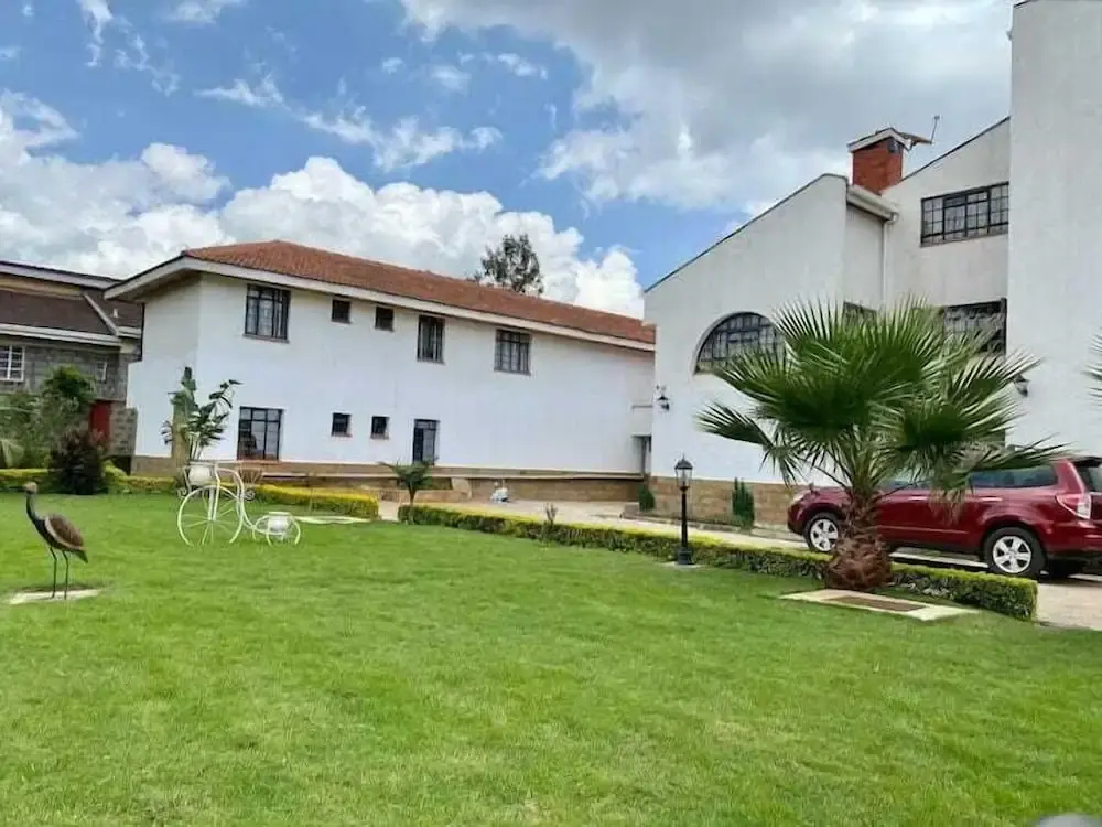 Karen Brooks View Palace Apartments
