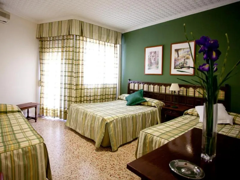 Standard Family room