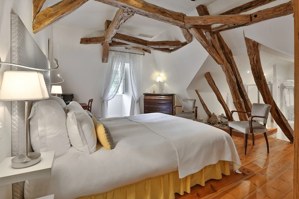 Classic room