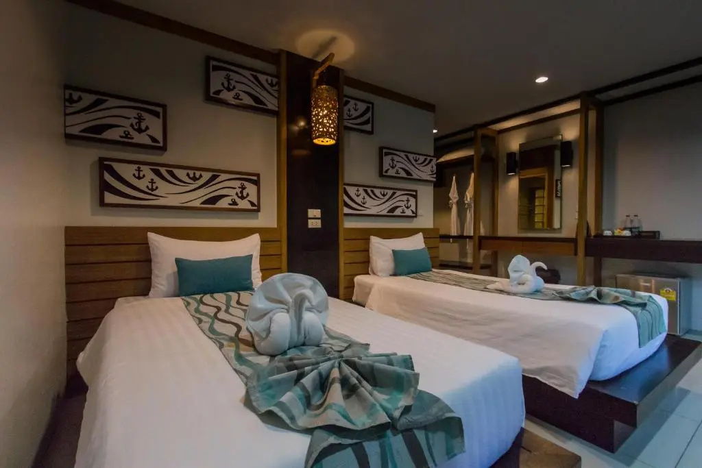 Superior Double room with garden view (full double bed)