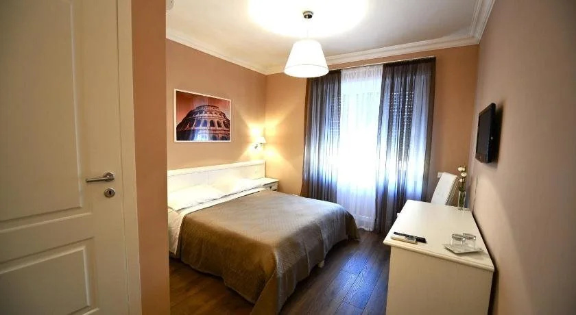 Rim Rooms — 4
