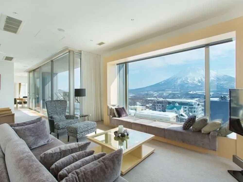4 Bedrooms Standard Penthouse room with balcony
