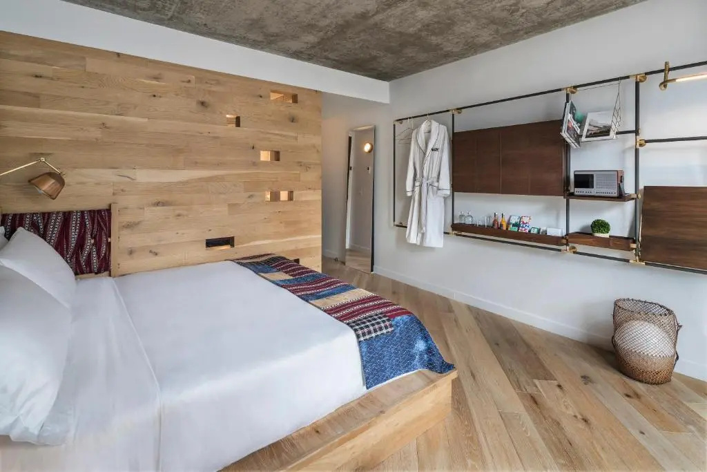 Superior Double room (full double bed)