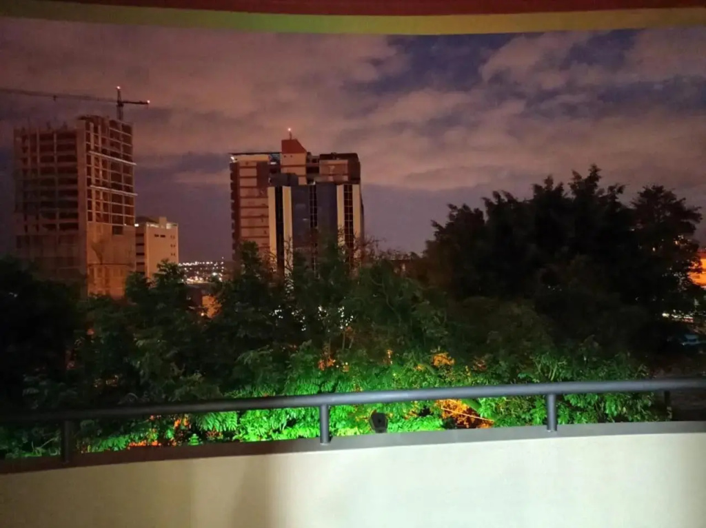 Amplio y cómodo apartamento con bella vista en pleno centro
