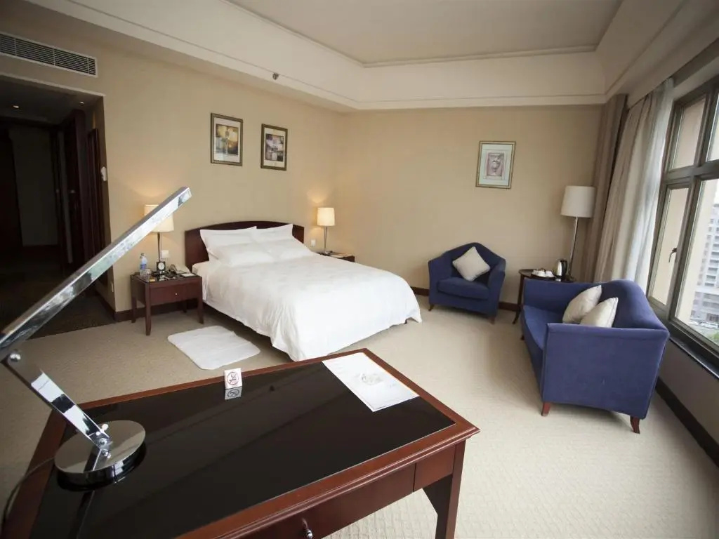 Parklane Hotel — 2