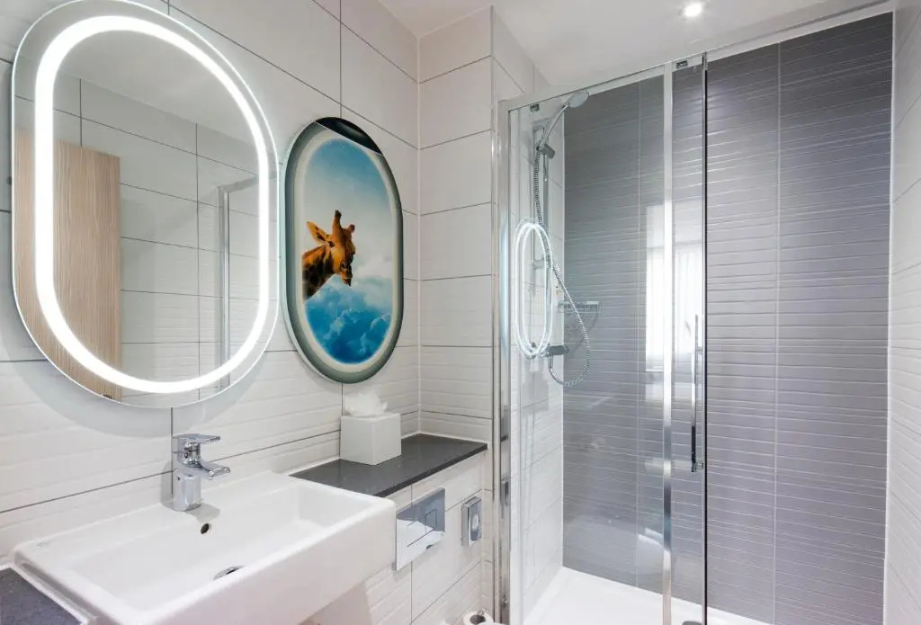 Ibis Styles London Heathrow - Chambres
