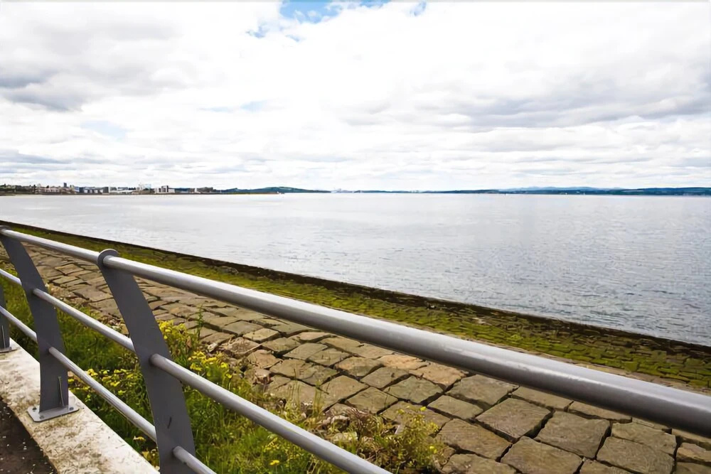 Beach & Waterfront