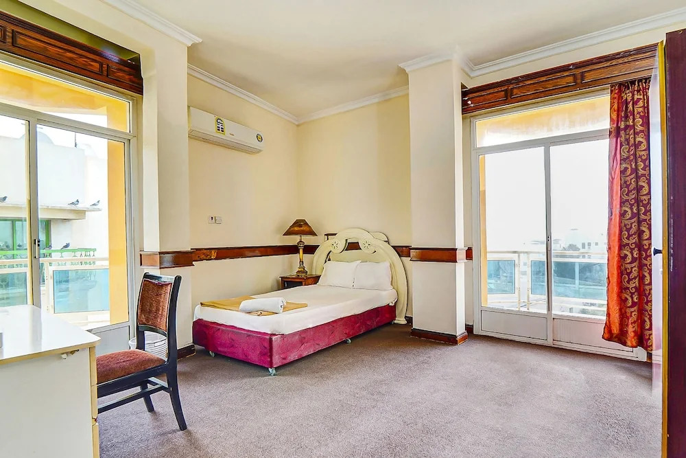 Одноместные апартаменты с 2 комнатами в OYO 120 Concord International Hotel