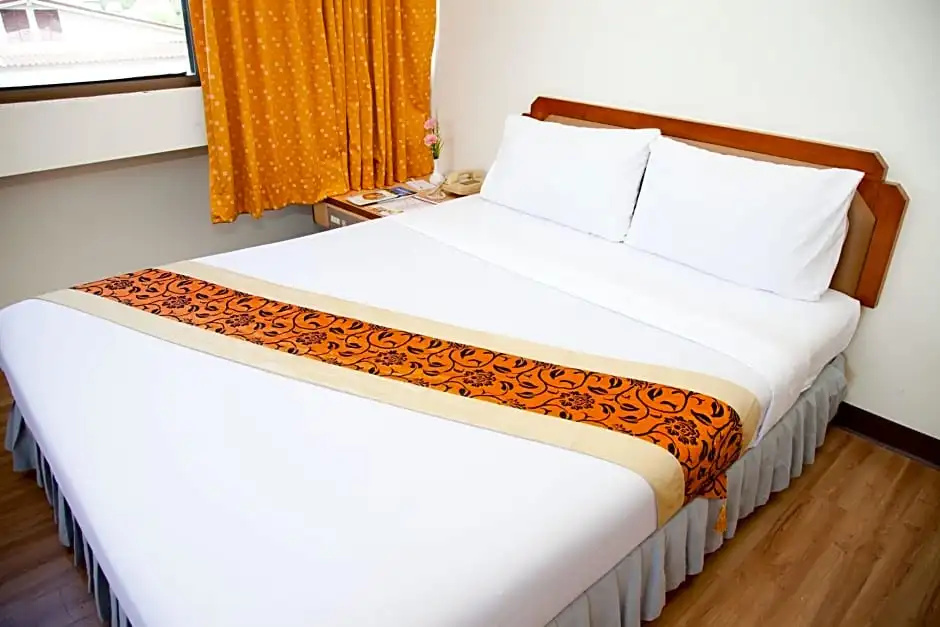 Thumrin Hotel - Chambres