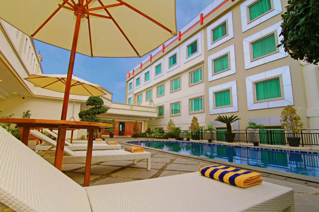 Rocky Plaza Hotel Padang - фото 35