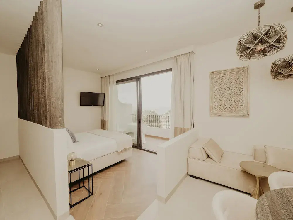 Studio with sea view