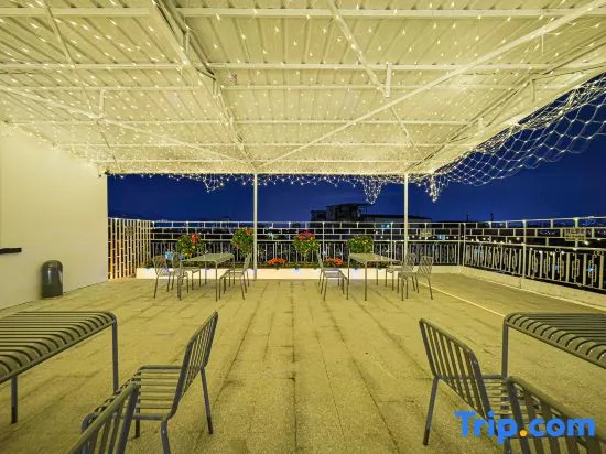 Ruijia Ruibai Cloud Hotel (Quanzhou Xintian City Square Xingxian Road Store）) in Quanzhou