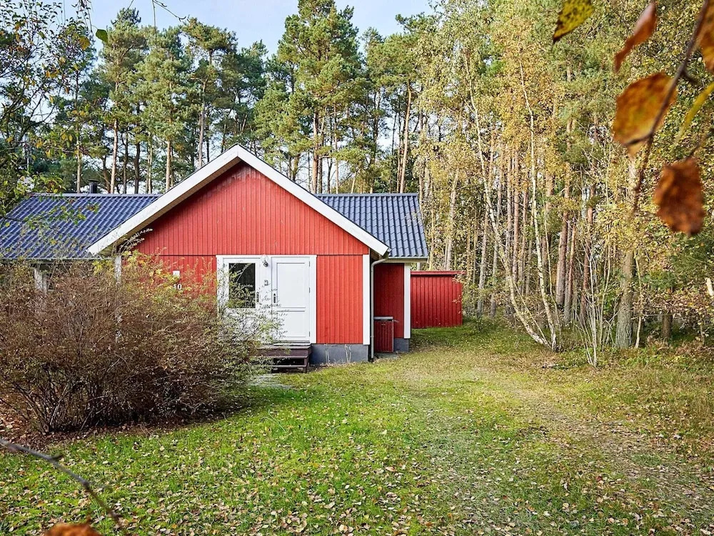 6 Person Holiday Home in Aakirkeby