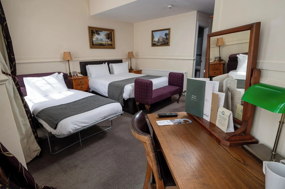 Antelope Hotel by Greene King Inns - Chambres