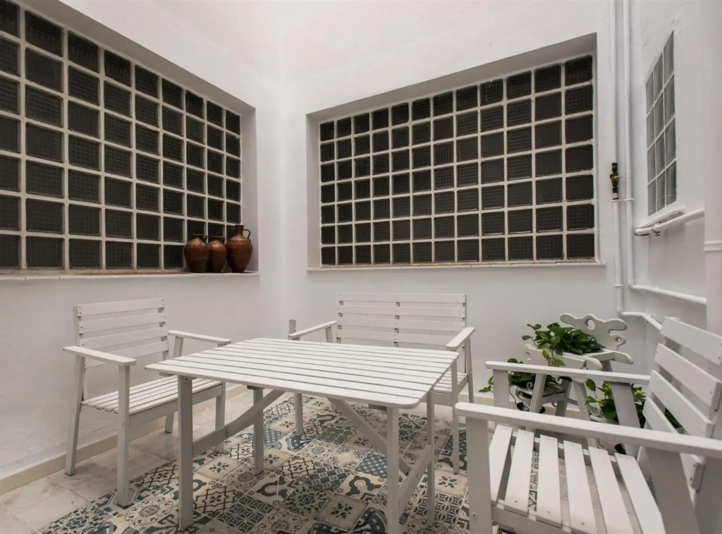 Cozy Apartment in House-Palace with Private Patio