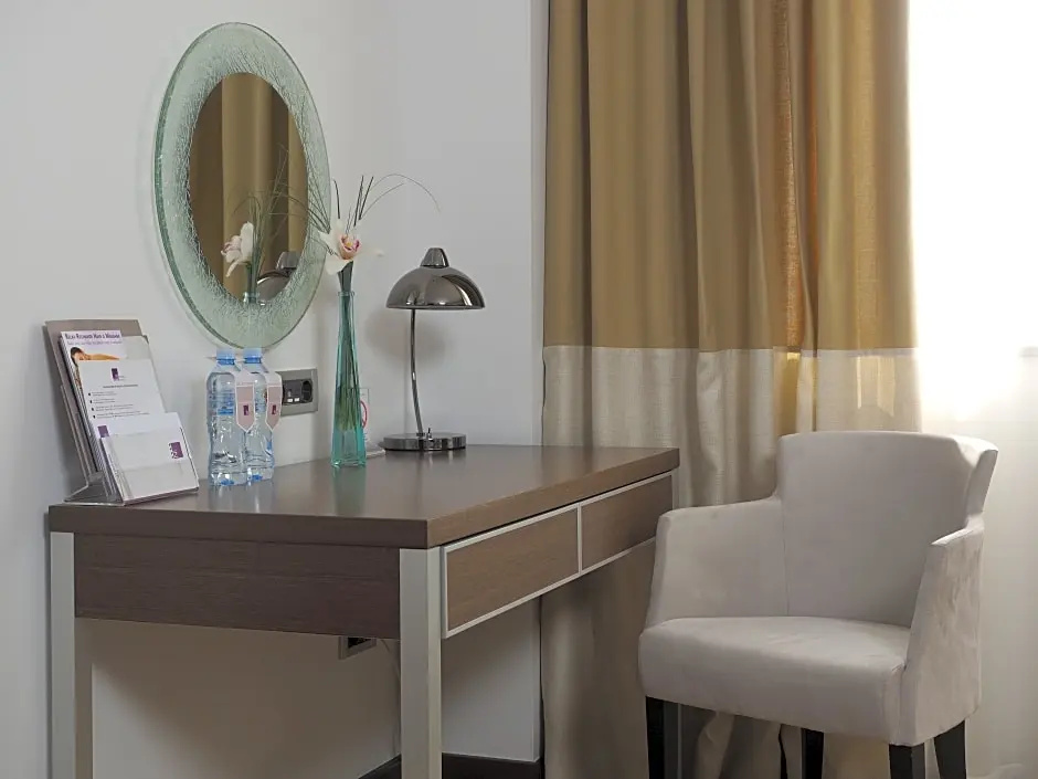 In Hotel Belgrade - Chambres