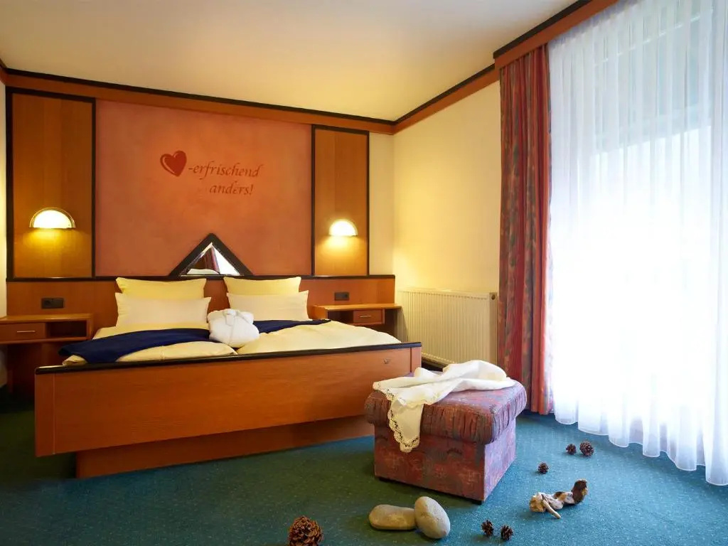 Standard Double room with balcony (full double bed)