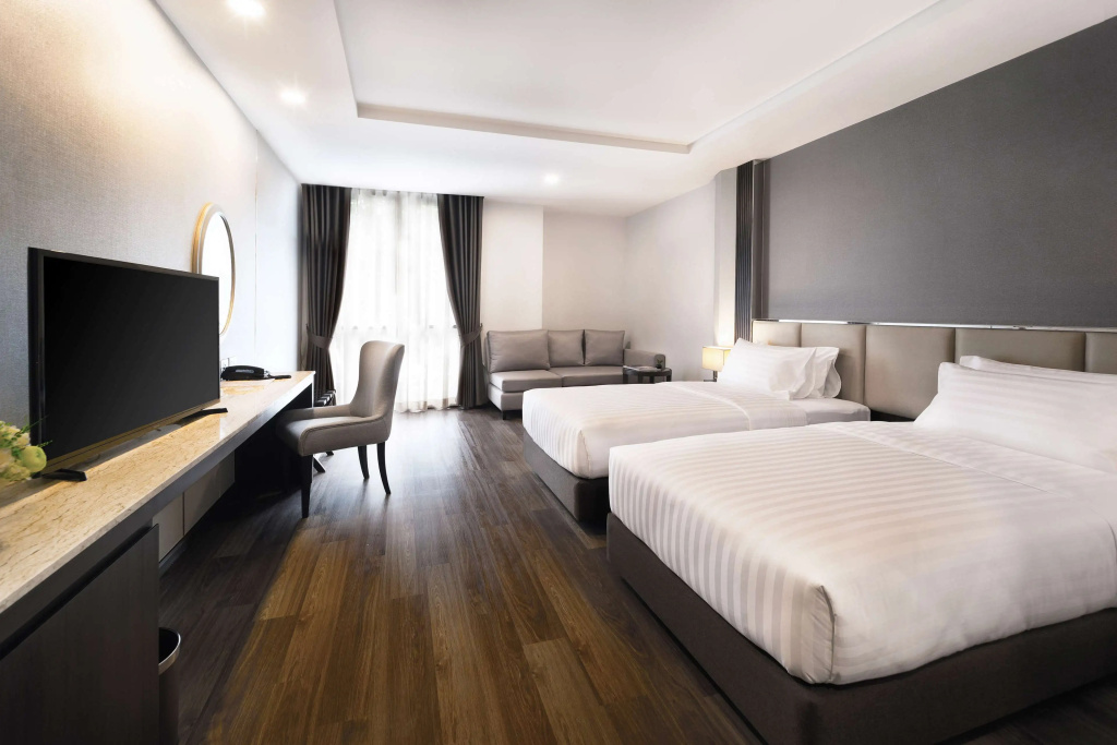 SureStay Plus Hotel by Best Western Sukhumvit 2 — фото