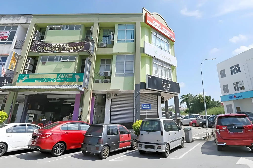 OYO 89902 Semerah Suites Homestay
