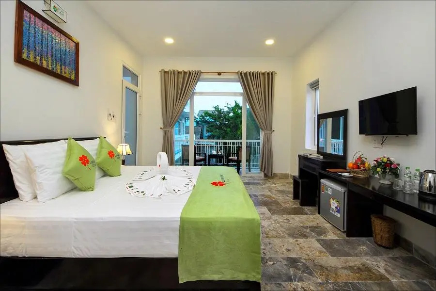 Deluxe Double room with view (full double bed)