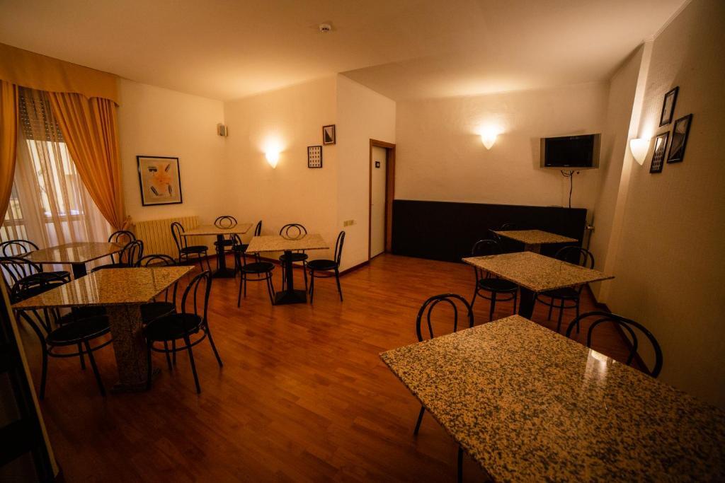 Arcadia Hotel Macerata by null