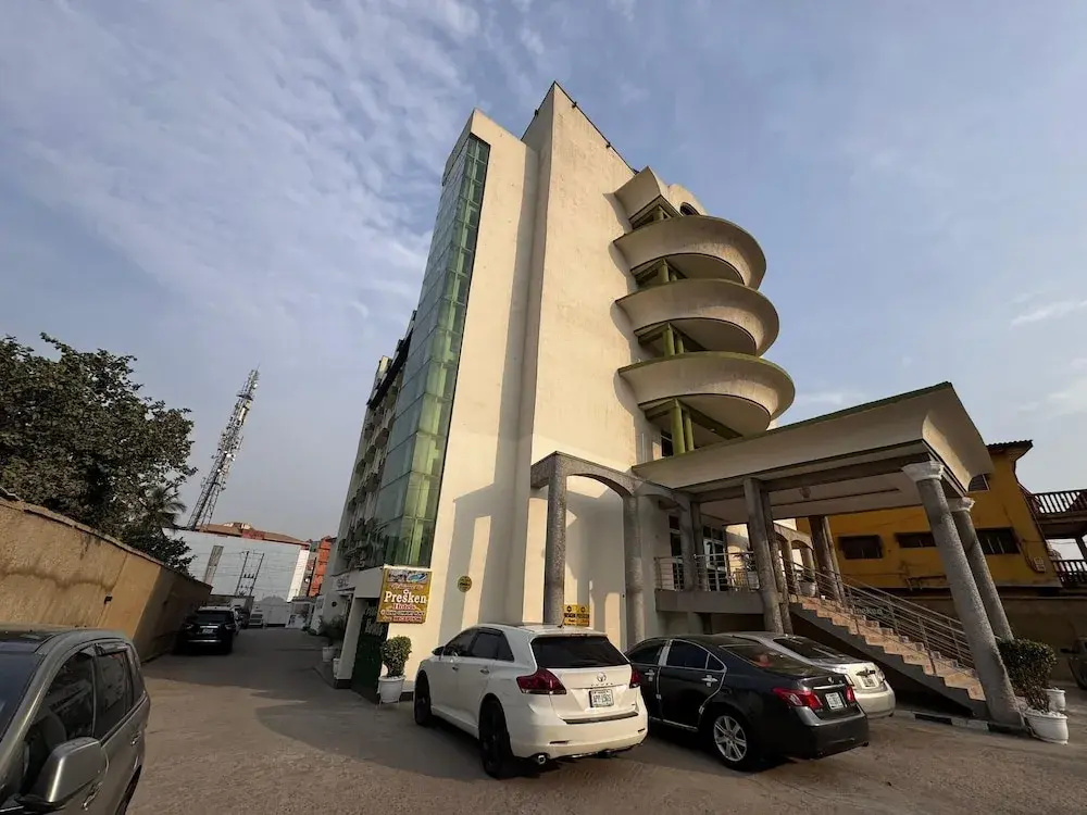 Presken Hotel Alade