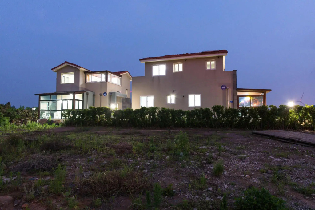 Vitamin Sea House