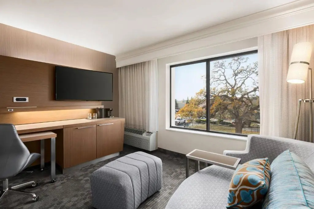 Courtyard by Marriott Roseville - Chambres