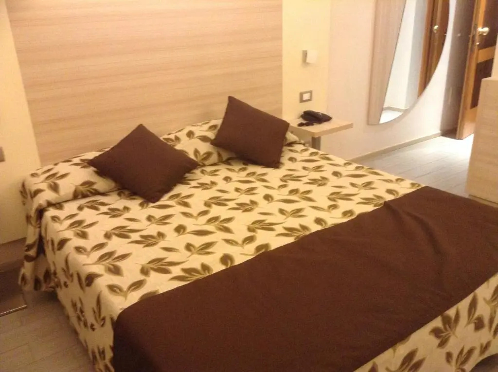 Hotel Holiday - Chambres