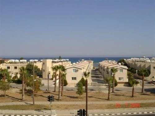 Beach & Waterfront