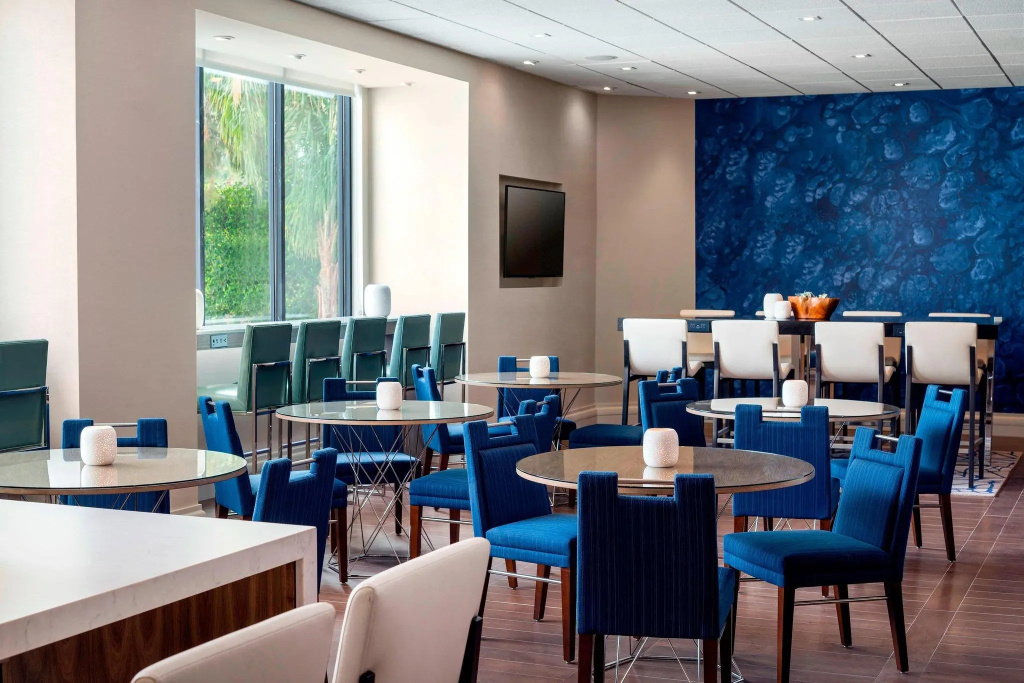 Standard Quadruple Club Penthouse room