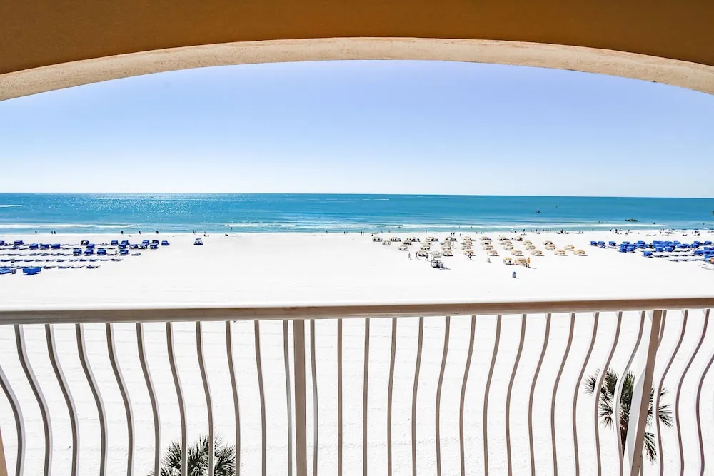 Coral Reef Beach Resort - Chambres