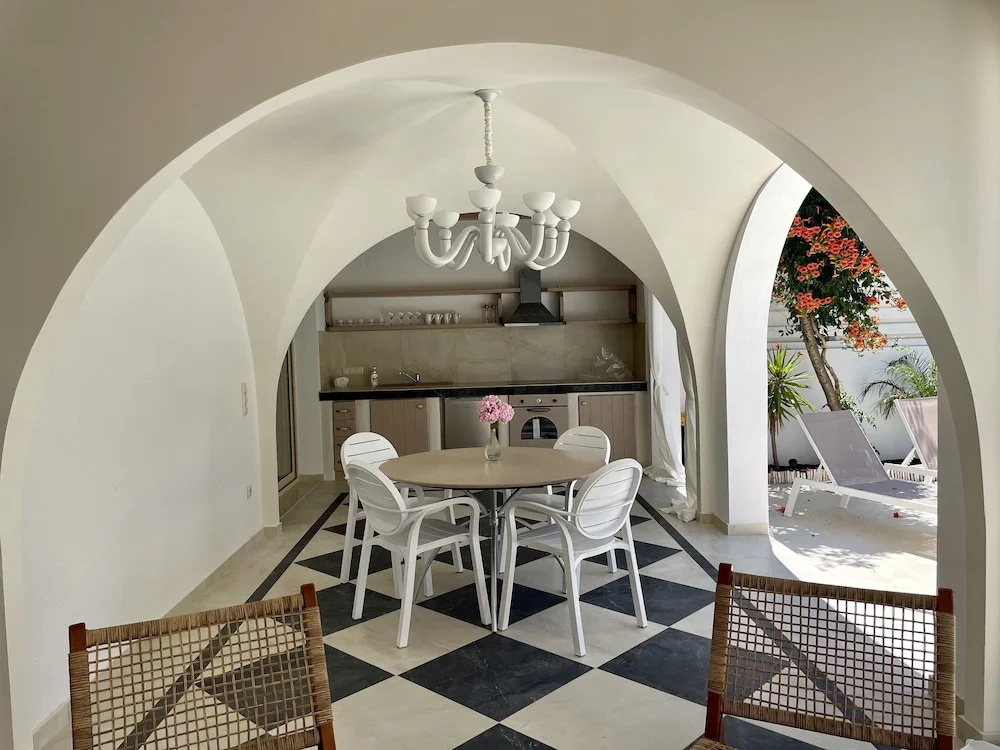 Byblos Aria-The Seaside Luxury Villa