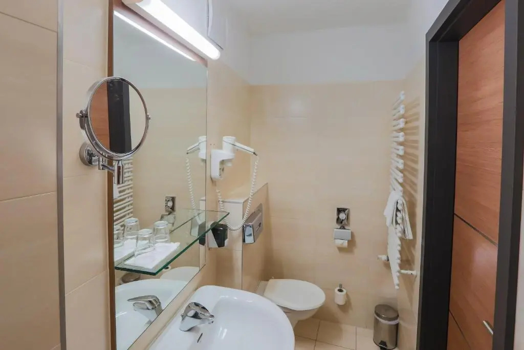 CE Plaza Hotel - Chambres