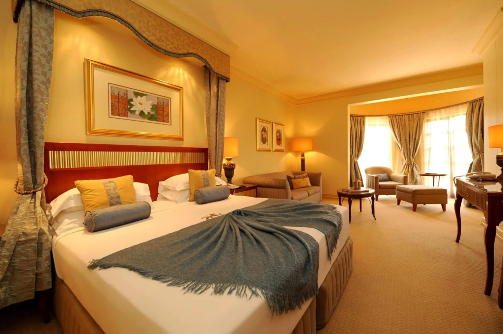 Peermont D'oreale Grande at Emperors Palace - фото 36