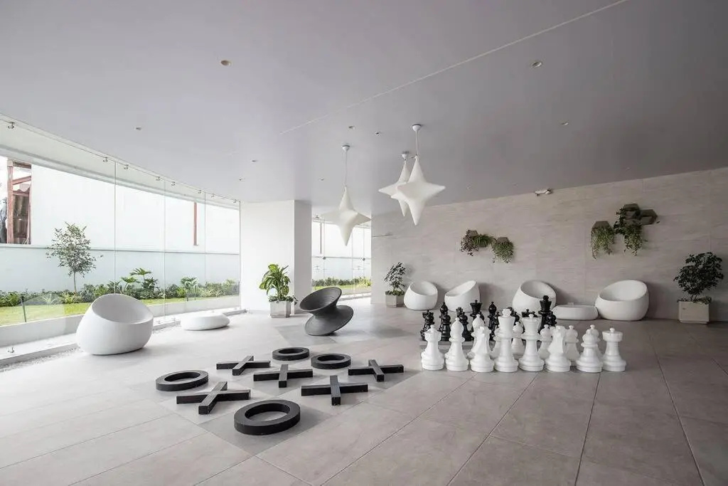 comfortable apartment floor 23