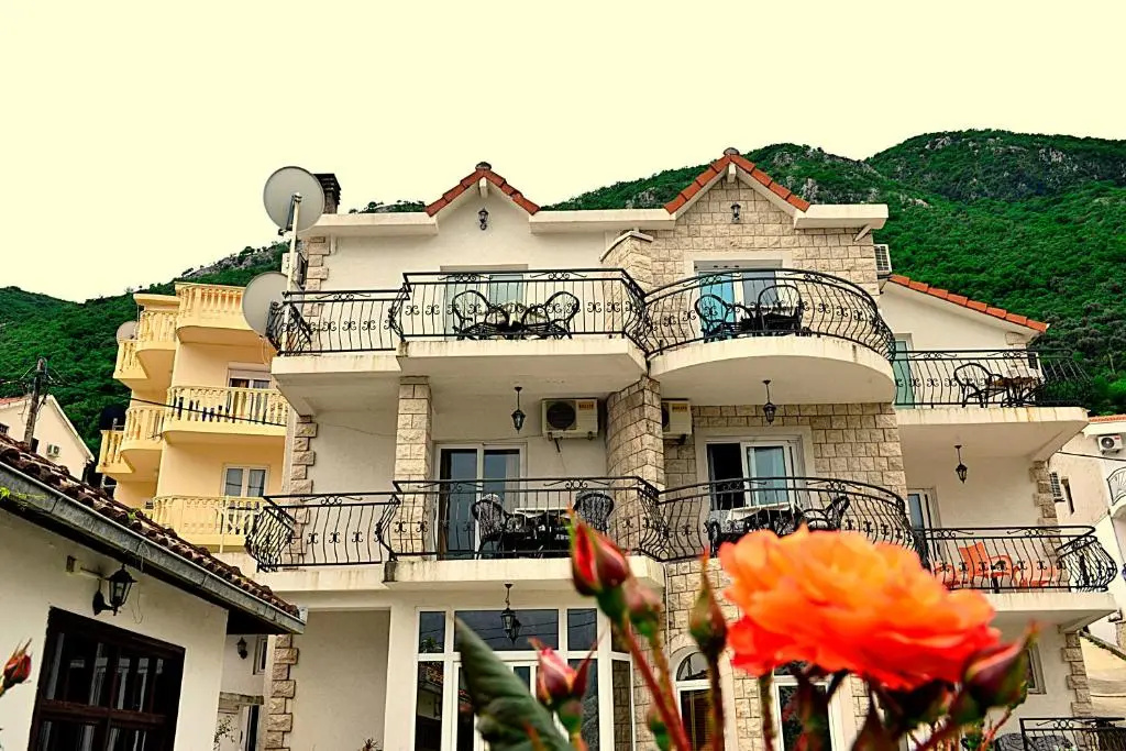 Apartments Becovic Boutique Hotel