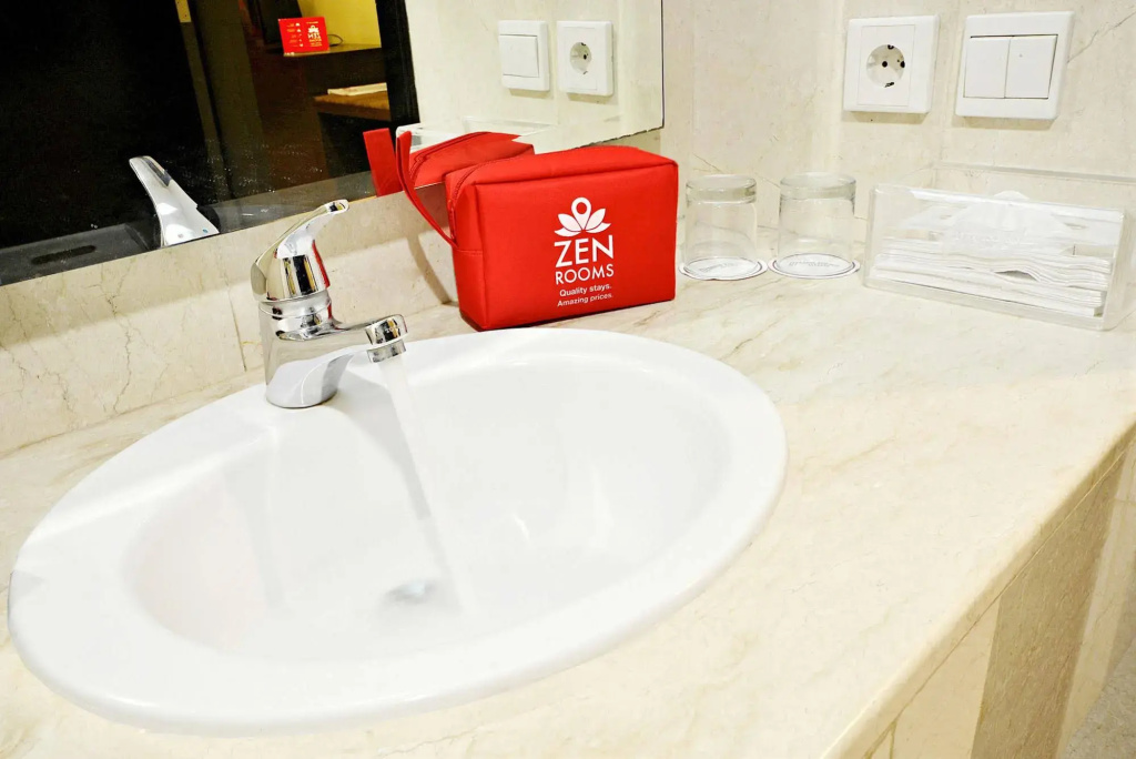ZEN Rooms Bandengan Selatan - Général