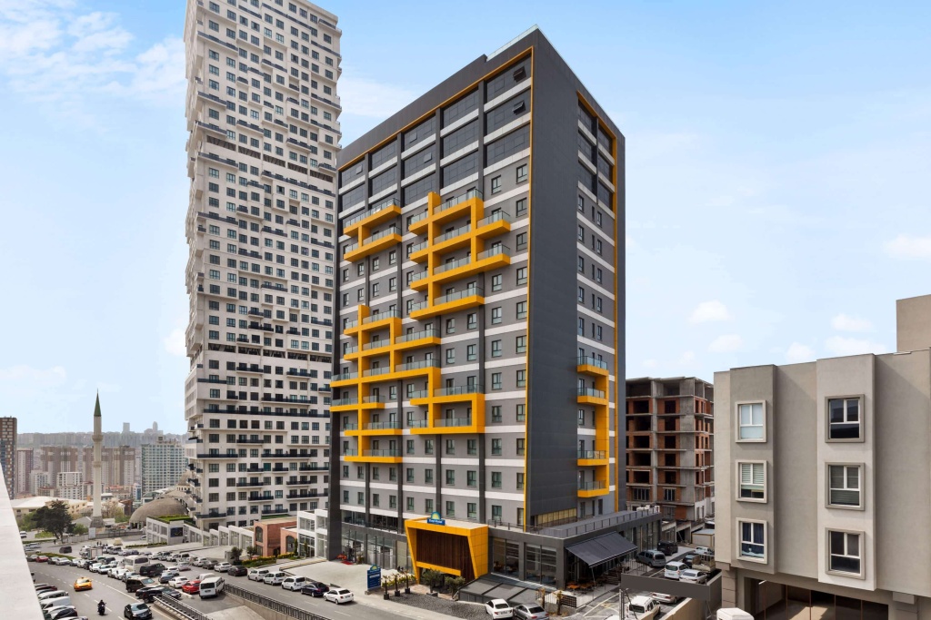 Days Inn & Suites by Wyndham Istanbul Esenyurt - 2