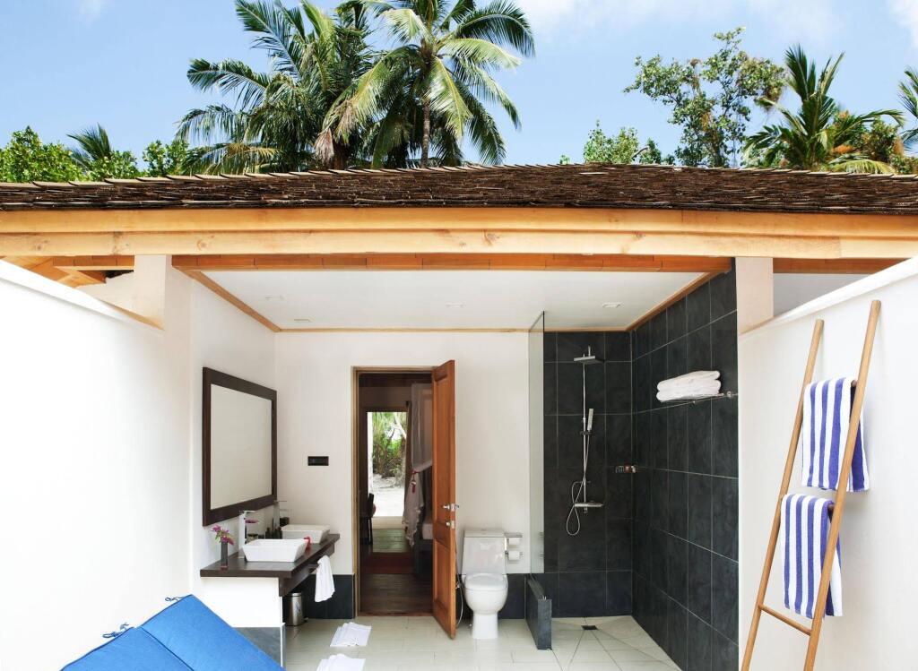 Vilamendhoo Island Resort