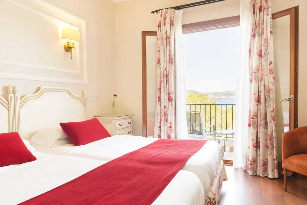 Hotel Cala Fornells - Général